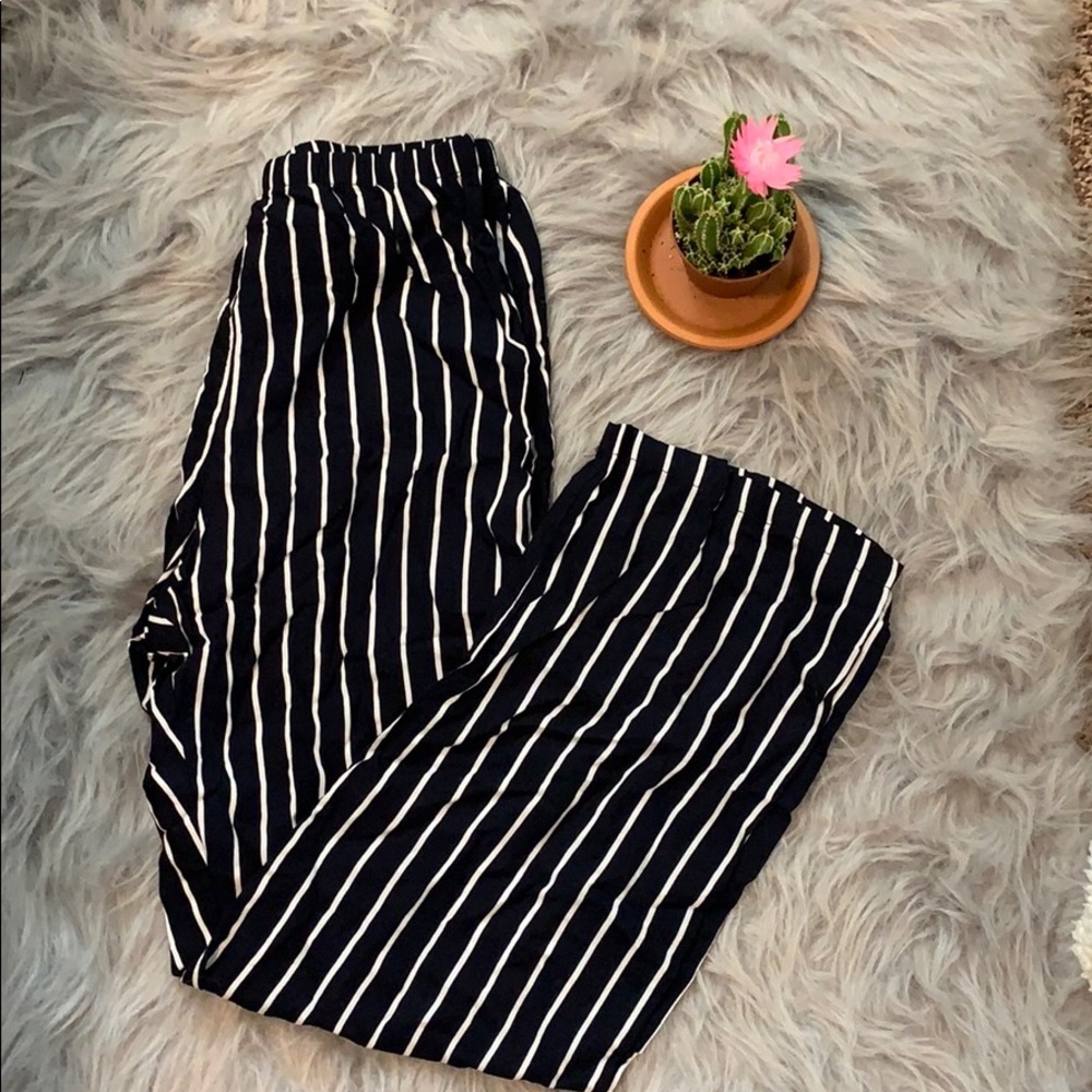 Brandy Melville flowy pants